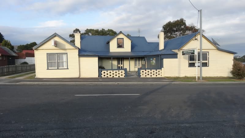 Gladstone Hotel Motel